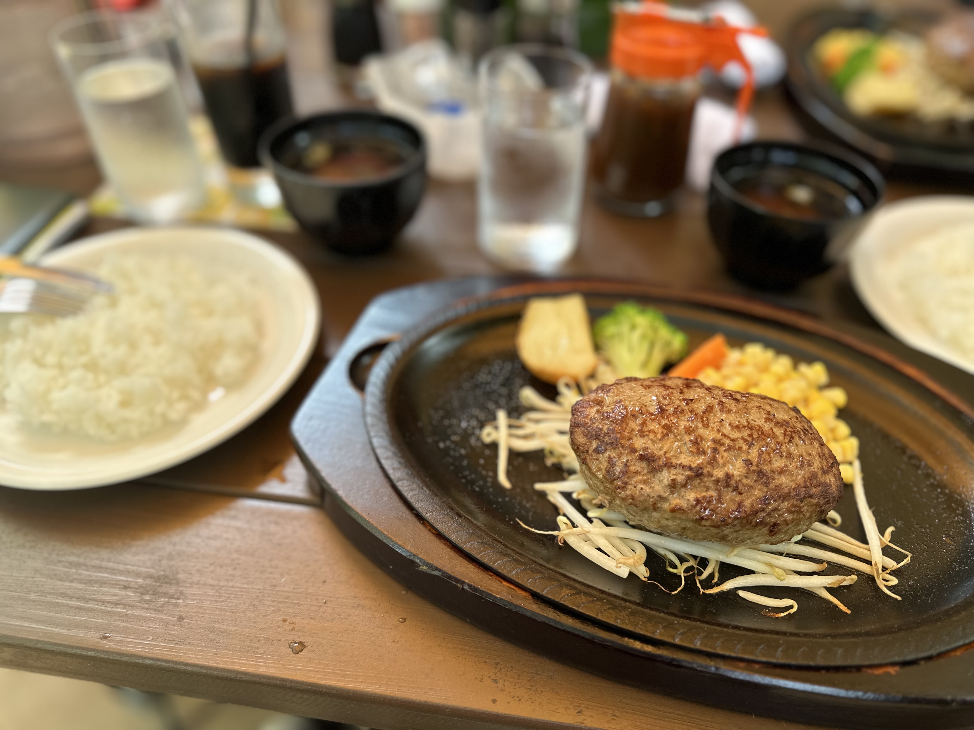 ダイニングキッチン あ・かうはーど 2