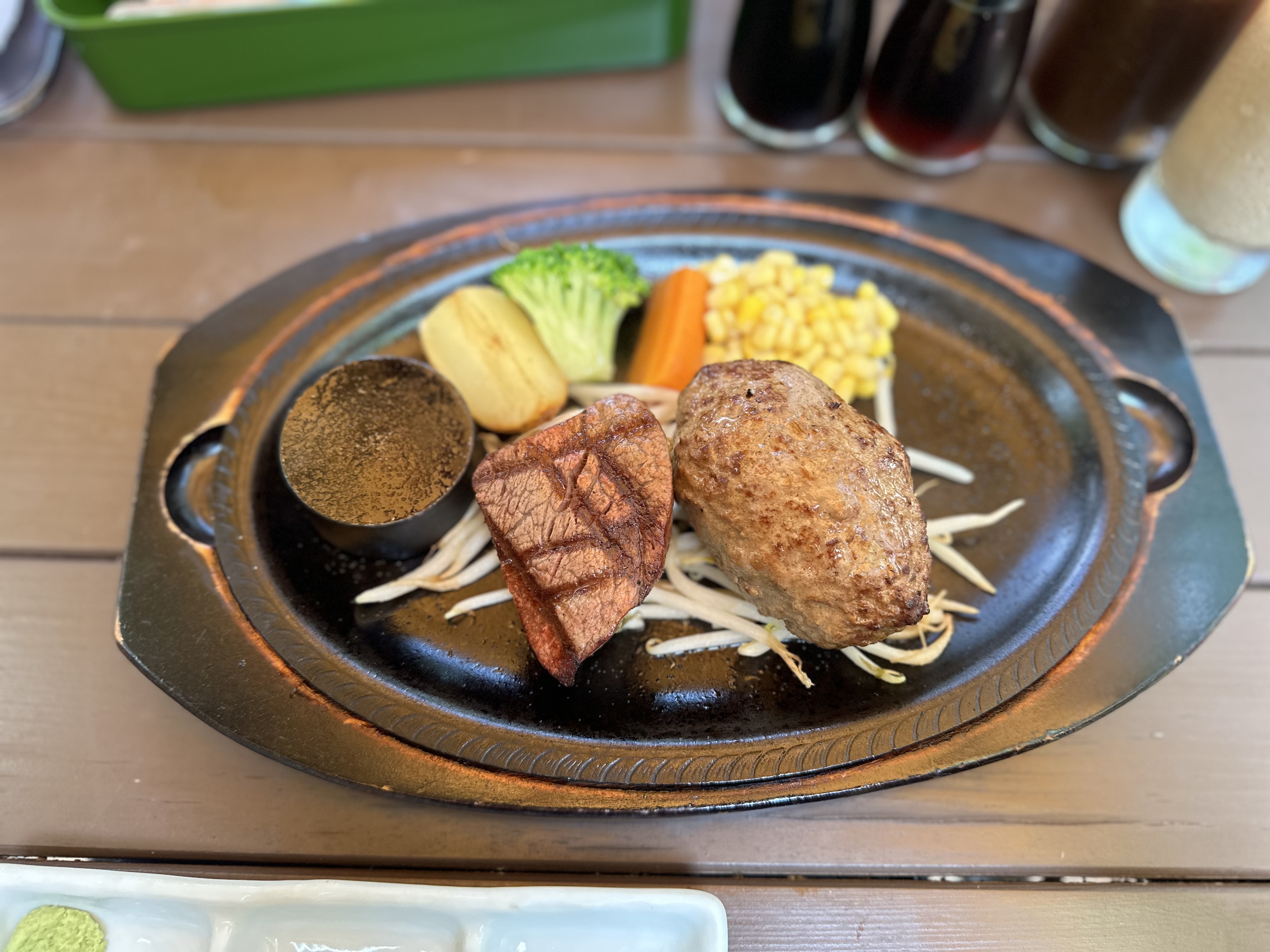 ダイニングキッチン あ・かうはーど 1